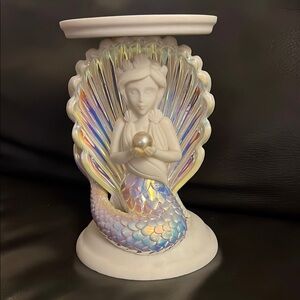 Bath & Body Works candle holder. New with price tag!